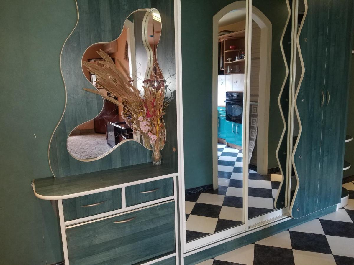 Viktor Apartment Черноморск Екстериор снимка